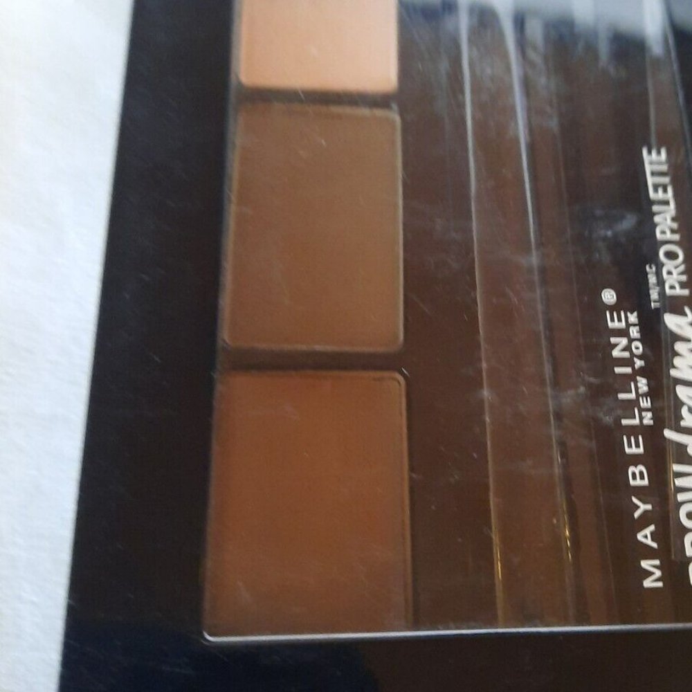 Maybelline Brow Drama Pro Palette Deep Brown #260 - Picture 5 of 9